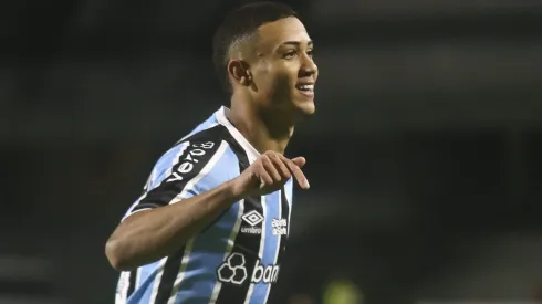 Gustavo Nunes em partida da Libertadores