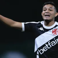 Adson pode sair do Vasco e jogar no México, confirma empresário: \'6 milhões de euros\'