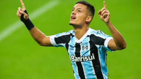 Foto: Pedro H. Tesch/AGIF - Ricardinho está rendendo dinheiro ao Grêmio