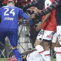 Agressão: goleiro do Athlético foi expulso e torcedores elogiam Welllington