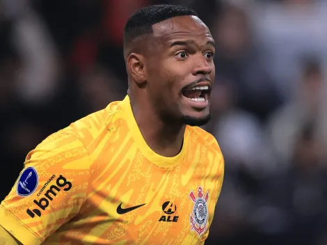 Corinthians aguarda bolada sobre Carlos Miguel para contratar reforços
