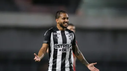 Lourenço em ação pelo Vozão na Série B. Foto: Marlon Costa/AGIF