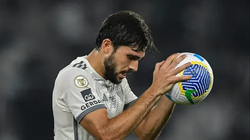 Zagueiro do Atlético. Foto: Thiago Ribeiro/AGIF