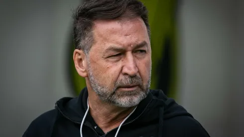 Augusto Melo terá de reverter crise no Corinthians.