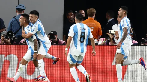 Argentina e Canadá duelam pela primeira vaga na final da Copa América.