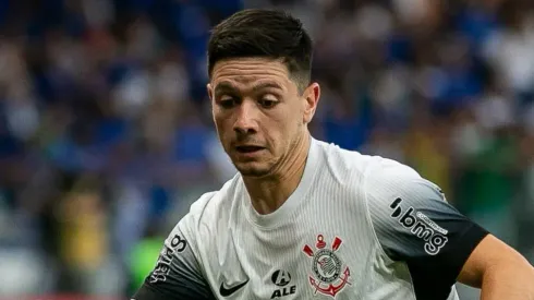 Rodrigo Garro durante partida entre Cruzeiro e Corinthians e Vitória, no Mineirão pelo Campeonato Brasileiro, no dia 07/07/2024.