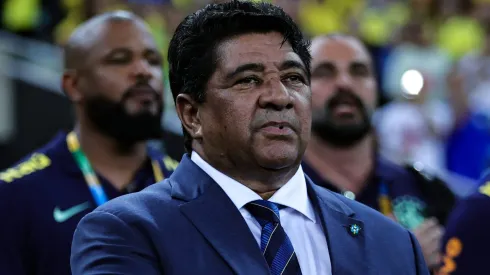 Ednaldo Rodrigues durante a execução do hino nacional antes da partida entre Brasil e Argentina, Maracanã, pelas Eliminatórias da Copa Do Mundo 2026.