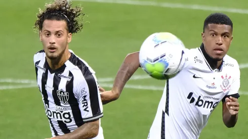 Léo Natel (à direita) está chegando para reforçar o Santos a pedido de Carille