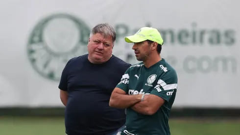 Abel e comissão técnica do Palmeiras autorizaram Tabata a cuidar do futuro