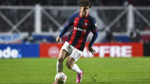 Agustín Giay no San Lorenzo, uma das surpresas da Libertadores 2024 Foto: Rodrigo Valle / Getty Images