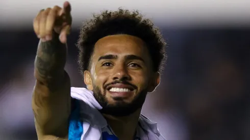 Zenit faz exigência para liberar Claudinho ao Flamengo