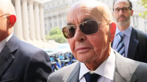 Joe Lewis, dono do Tottenham, tem interesse em joia do Palmeiras que pode custar R$ 600 milhões