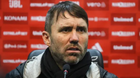 Eduardo Coudet, tÉcnico do Internacional, em entrevista coletiva após a partida contra o Atlético-MG no estádio Heriberto Hulse pelo Brasileirão Série A 2024. Foto: Leonardo Hubbe/AGIF