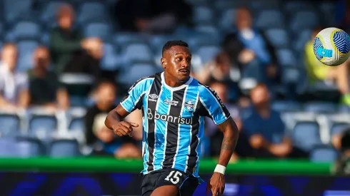 Edenílson lamentou muito a derrota em Curitiba. Foto: Lucas Uebel/Grêmio FBPA