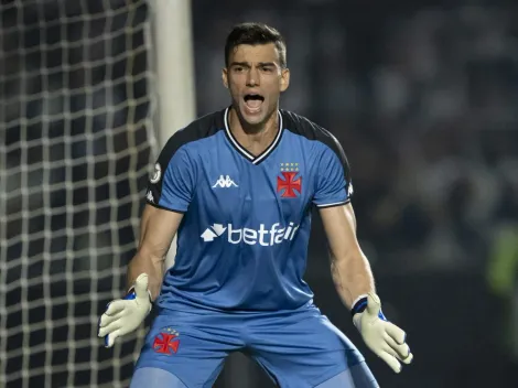 Léo Jardim se torna o goleiro com mais defesas no Brasileirão