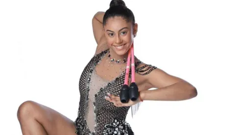 Barbara Domingos ganhou bronze na Copa do Mundo de Ginástica Ritmica antes das Olimpiadas - Foto: Instagram @babidomingos