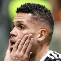 Após se declarar ao Vasco, Paulinho entra em polêmica no Atlético-MG e situação é resolvida