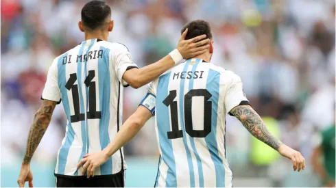 Foto: Catherine Ivill/Getty Images – Di María e Messi