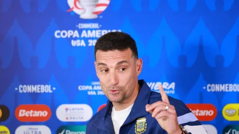 ATLANTA, GEORGIA - JUNE 19: Lionel Scaloni em coletiva de imprensa (Foto: Hector Vivas/Getty Images)
