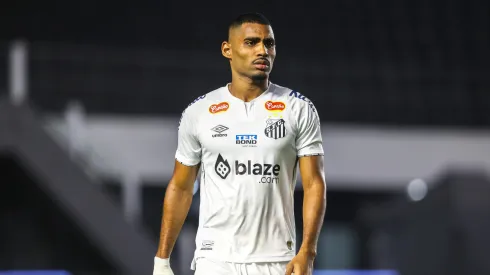 Zagueiro pode ser negociado na atual janela