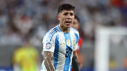 Enzo Fernández em partida da Copa América 2024 (Foto: Tim Nwachukwu/Getty Images)