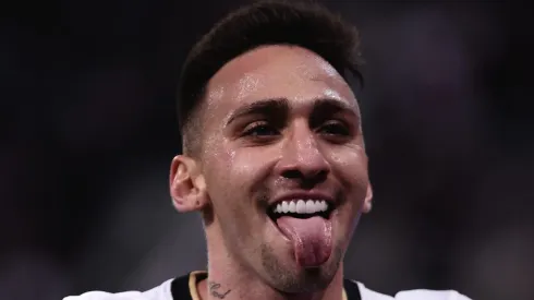 Gustavo Mosquito acerta saída do time corinthiano.