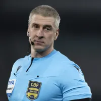 Daronco é criticado por Abel por 2 lances em Botafogo x Palmeiras: \'Erros graves\'