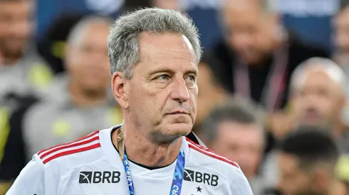 RJ - RIO DE JANEIRO - 07/04/2024 - CARIOCA 2024, FLAMENGO X NOVA IGUACU FINAL - Rodolfo Landim presidente do Flamengo durante cerimonia de premiacao ao final da partida contra o Nova Iguacu no estadio Maracana pela decisao do campeonato Carioca 2024.