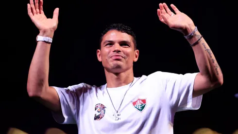 RIO DE JANEIRO, BRAZIL - JUNE 07: Brazilian defender Thiago Silva waves to supporters during his presentation as new player of Fluminense at Maracana Stadium on June 07, 2024 in Rio de Janeiro, Brazil. (Photo by Buda Mendes/Getty Images)