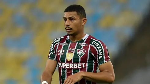 André vive a expectativa de embarcar para a Inglaterra