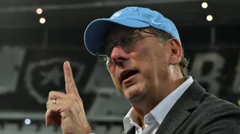 John Textor nem imagina que é o verdadeiro rival do Verdão