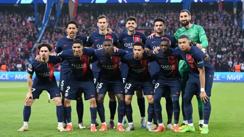 Jogadores do PSG. (Foto de Matthias Hangst/Getty Images)