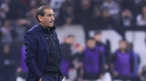 Treinador estreou com três pontos diante do Criciúma