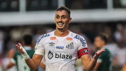 Diego Pituca teria sido sondado pelo Athletico-PR. Foto: Reinaldo Campos/AGIF