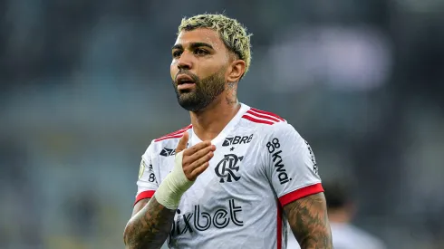 Atitude de Gabigol surpreende torcida do Flamengo. Foto: Thiago Ribeiro/AGIF