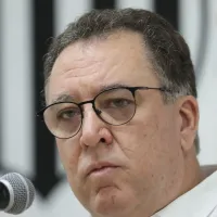 Alvo do Santos, atacante tem duas ofertas do exterior e comunica Marcelo Teixeira