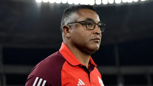 Treinador durante a estreia no Estádio Nilton Santos