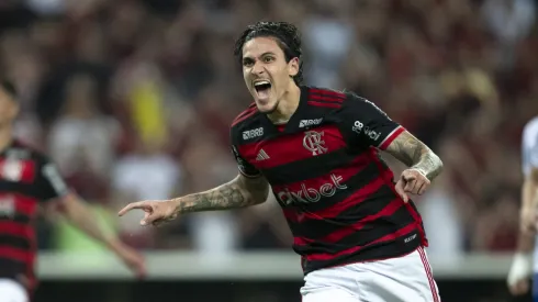 Pedro comemorando gol marcado no Campeonato Brasileiro