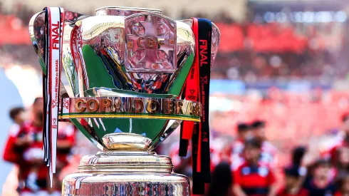 Taça da Copa do Brasil. (Foto de Buda Mendes/Getty Images)