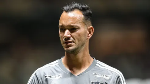 Réver revelou bastidores sobre Milito no Galo