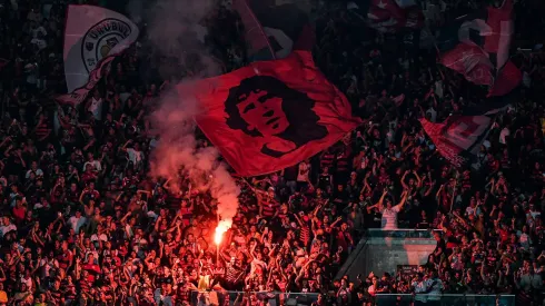 Torcida do Flamengo continua batendo números impressionantes. Foto: Thiago Ribeiro/AGIF