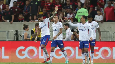 Criciúma e Fortaleza se encaram em partida atrasada da 3ª rodada.