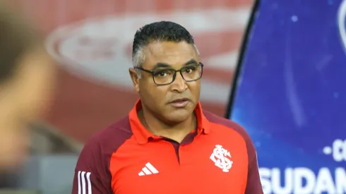 Roger durante a partida desta terça-feira (23). Foto: Ricardo Duarte / Internacional