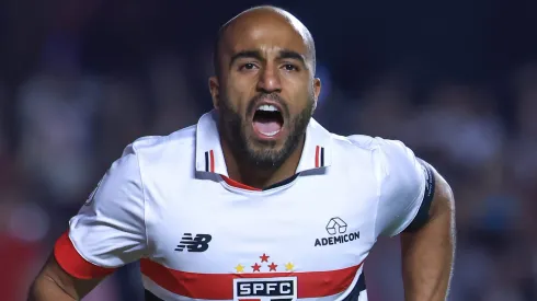 SP - SAO PAULO - 24/07/2024 - BRASILEIRO A 2024, SAO PAULO X BOTAFOGO - Lucas Moura jogador do Sao Paulo comemora seu gol durante partida contra o Botafogo no estadio Morumbi pelo campeonato Brasileiro A 2024. Foto: Marcello Zambrana/AGIF