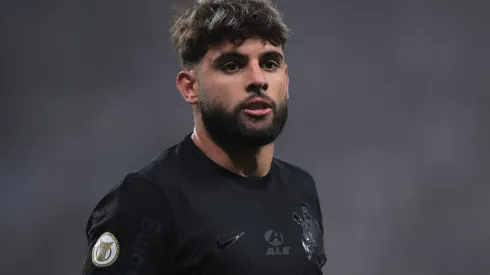 Yuri Alberto está sob olhares atentos e corre contra o tempo para mostrar evolução