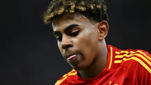 Lamine Yamal da Espanha. (Foto de Dan Mullan/Getty Images)