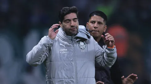 Abel Ferreira é criticado pela torcida do Palmeiras