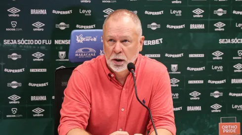 Mano Menezes no comando do Fluminense. Foto: Marcelo Gonçalves/ Fluminense