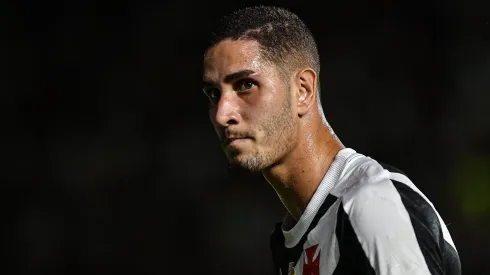 Vasco não conseguiu devolver Praxedes.