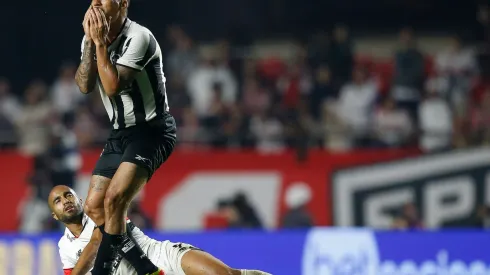 Botafogo e Cruzeiro entram em campo pela 20ª rodada da Série A.